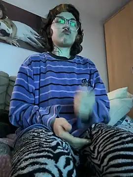 Snapshot of whitebunny88 chatting on November 11, 2025, 1:16 am whitebunny88 online show from November 11, 2025, 1:16 am