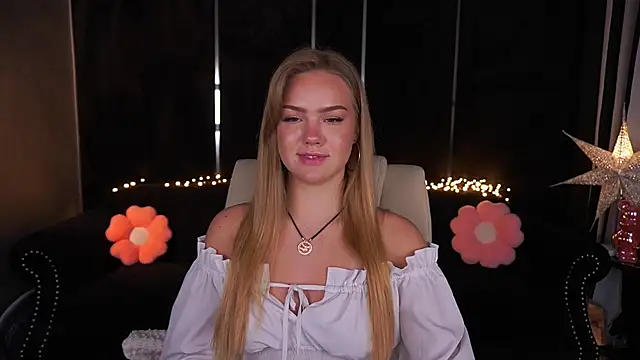 CelesteNoir online show from May 25, 2026, 5:57 am