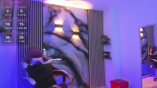 chloe jacksonn online show from March 31, 2026, 10:10 pm