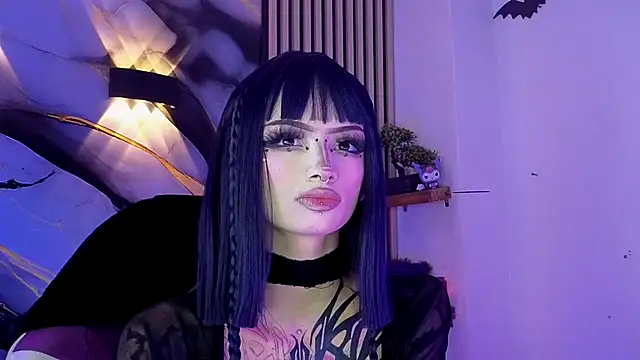 chloe jacksonn online show from July 27, 2026, 6:15 pm