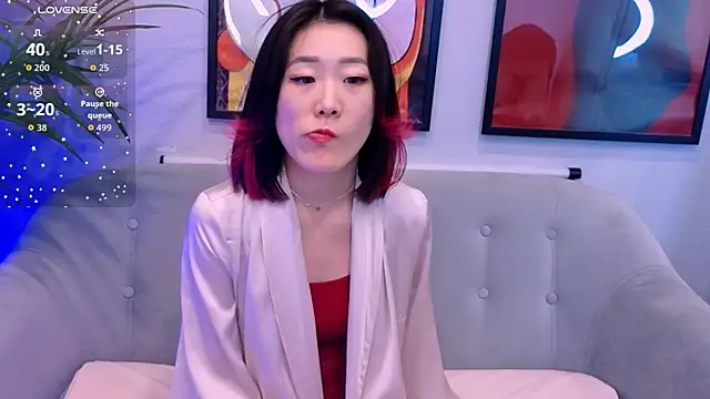 Snapshot of AikoYamada chatting on October 5, 2025, 7:28 am AikoYamada online show from October 5, 2025, 7:28 am