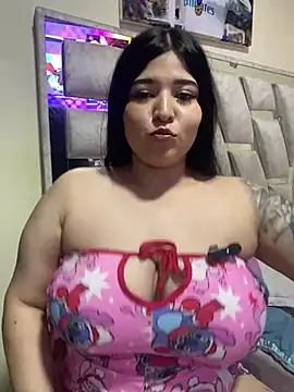 Vliacoooper2 online show from April 15, 2026, 3:13 am