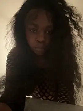 Freakyshiestyyy online show from December 19, 2025, 6:37 pm