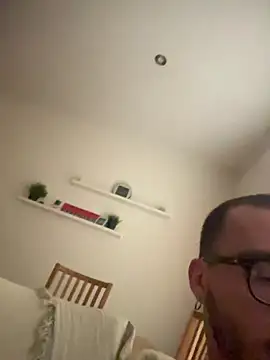 xAaronx9095 online show from October 15, 2025, 6:13 am