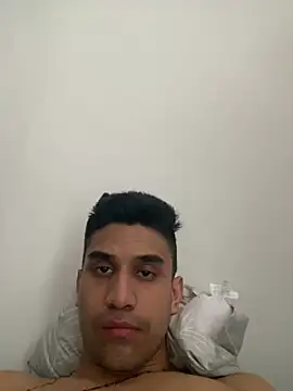 Camachito332 online show from June 14, 2026, 10:12 pm