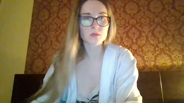 Snapshot of Jugira chatting on October 7, 2025, 9:12 pm Jugira online show from October 7, 2025, 9:12 pm