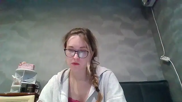 Snapshot of Jugira chatting on October 30, 2025, 11:49 pm Jugira online show from October 30, 2025, 11:49 pm