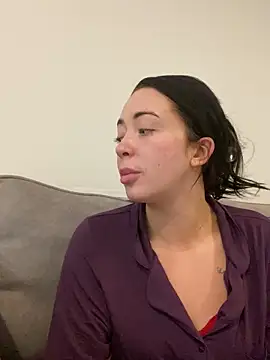 Snapshot of ItsCOCOx chatting on September 26, 2025, 3:54 am ItsCOCOx online show from September 26, 2025, 3:54 am