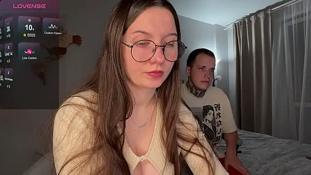 Snapshot of wwow_meow chatting on October 4, 2025, 3:21 pm wwow meow online show from October 4, 2025, 3:21 pm