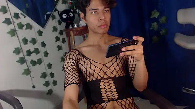 Kaoriimatsuii online show from December 19, 2025, 11:06 am