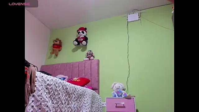 hot Dariana pantyhose online show from September 14, 2025, 2:16 pm