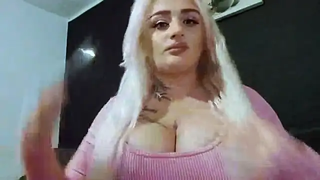 Snapshot of AnastasiaLips chatting on May 24, 2026, 8:14 pm AnastasiaLips online show from May 24, 2026, 8:14 pm