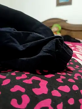 Exoticovergon online show from April 19, 2026, 10:58 am