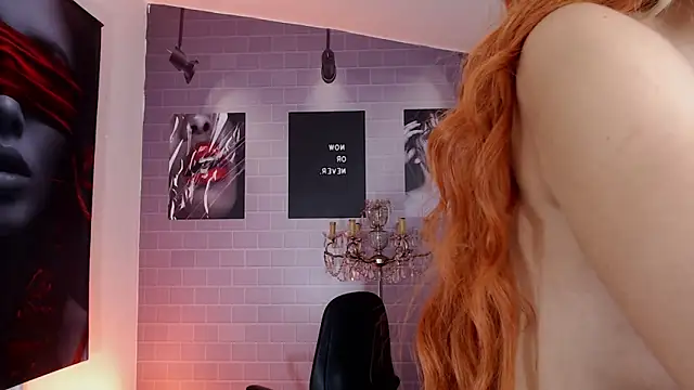 aleesha cameron02 online show from December 4, 2025, 7:22 pm