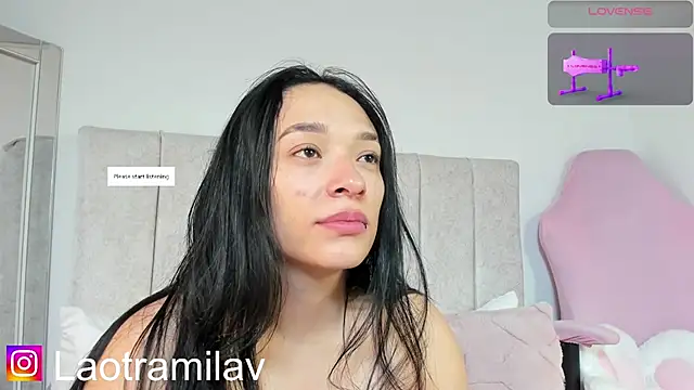 juliettaa 1 online show from April 20, 2026, 12:02 am