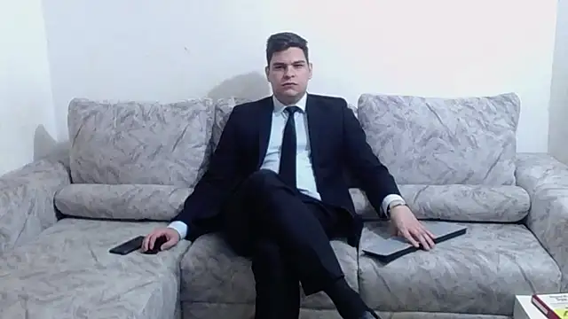 Victor Maitland online show from January 18, 2026, 9:18 pm