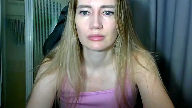 JessFoxxx online show from January 11, 2026, 4:39 am