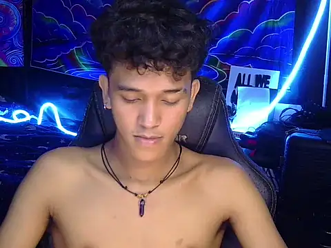 kenbigcockxx online show from July 20, 2026, 5:55 am