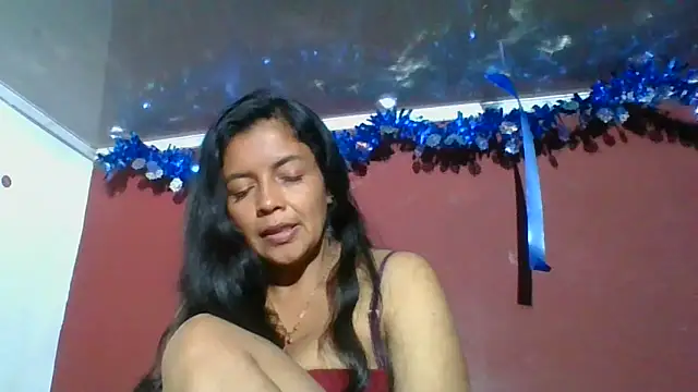 DianaOchoa  online show from December 20, 2025, 8:21 am