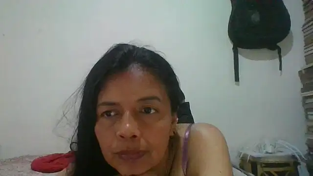 Snapshot of DianaOchoa_ chatting on March 30, 2026, 8:21 pm DianaOchoa online show from March 30, 2026, 8:21 pm