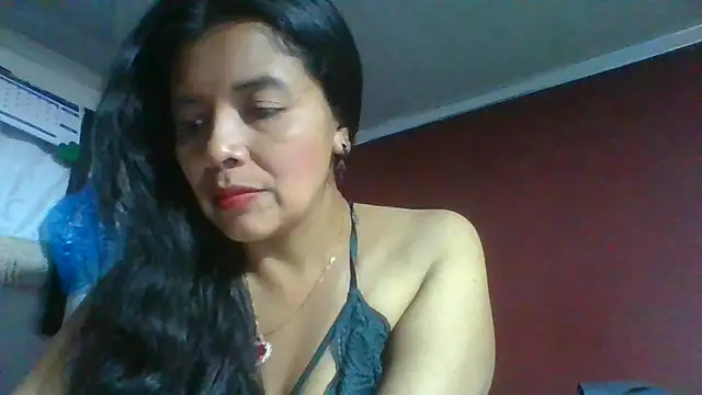 Snapshot of DianaOchoa_ chatting on April 2, 2026, 3:04 am DianaOchoa online show from April 2, 2026, 3:04 am