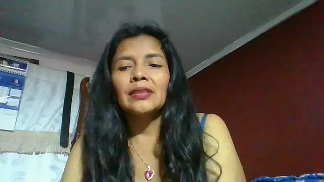 Snapshot of DianaOchoa_ chatting on April 24, 2026, 3:20 am DianaOchoa online show from April 24, 2026, 3:20 am
