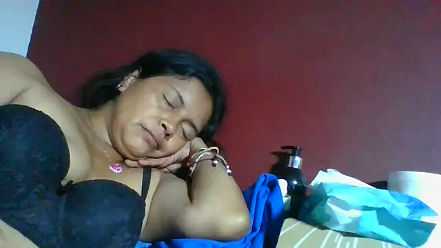 Snapshot of DianaOchoa_ chatting on April 29, 2026, 8:29 am DianaOchoa online show from April 29, 2026, 8:29 am