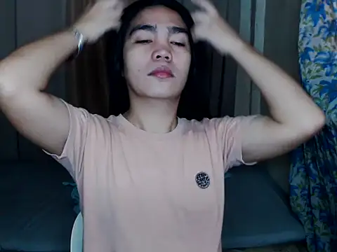 Simple Martina online show from December 18, 2025, 1:22 am