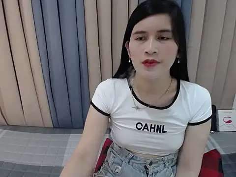 pinay amaliax online show from April 18, 2026, 9:35 am