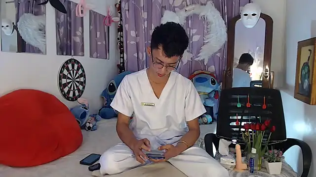 Snapshot of good_boy_in_bed chatting on September 29, 2025, 6:02 pm good boy in bed online show from September 29, 2025, 6:02 pm