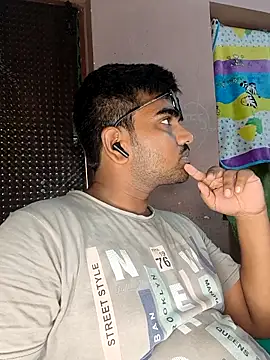 Snapshot of Harsha_Happy chatting on October 8, 2025, 4:54 am Harsha Happy online show from October 8, 2025, 4:54 am