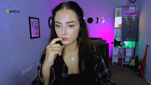 miki-niki online show from October 7, 2025, 11:40 am