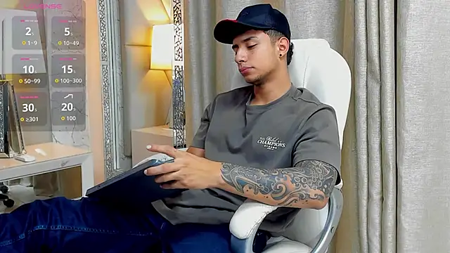 jaze bradley online show from October 11, 2025, 11:42 am