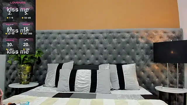 ValeSantoDomingo online show from July 22, 2026, 12:13 am