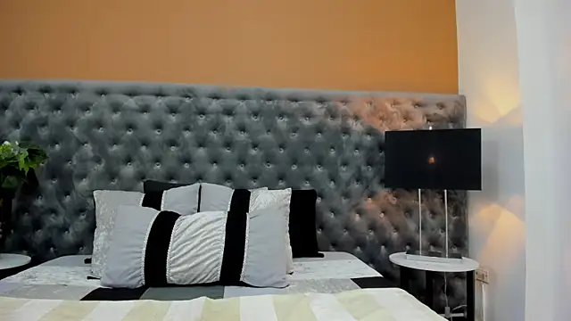 ValeSantoDomingo online show from July 25, 2026, 12:09 am