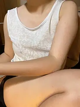 Snapshot of _kween23 chatting on September 29, 2025, 3:50 pm kween23 online show from September 29, 2025, 3:50 pm