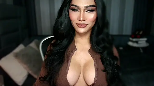 Snapshot of Huntress_xxx chatting on November 29, 2025, 12:57 am Huntress xxx online show from November 29, 2025, 12:57 am