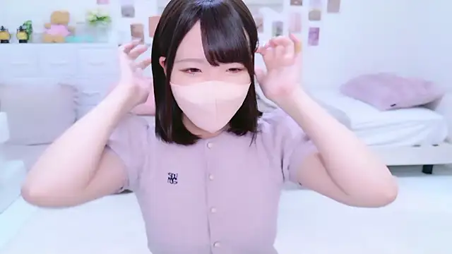 Anzu xx online show from December 3, 2025, 3:21 pm