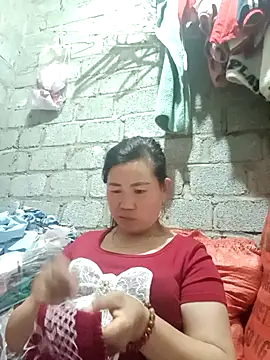 jienrrr online show from September 14, 2025, 12:21 am