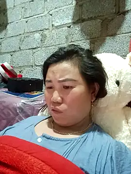 jienrrr online show from September 30, 2025, 2:11 pm