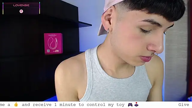 Ezra Storm online show from October 5, 2025, 5:06 am