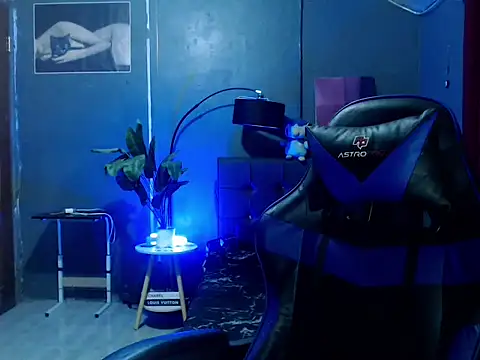 Snapshot of urtranspinay chatting on October 12, 2025, 8:41 pm urtranspinay online show from October 12, 2025, 8:41 pm