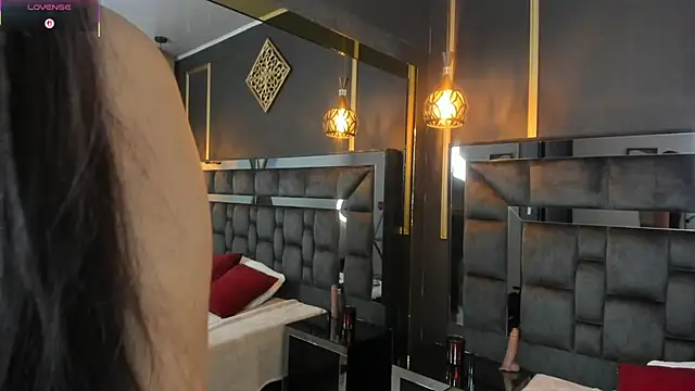 AndieJones  online show from September 9, 2025, 12:48 pm