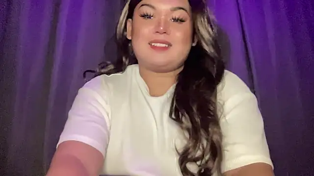 RedHead Thalia online show from October 17, 2025, 4:53 pm