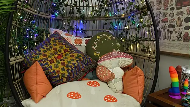 bendingofwillow online show from October 3, 2025, 11:40 am