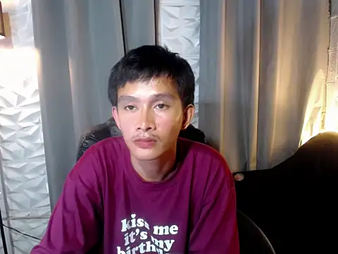 Snapshot of prince_elaijah chatting on June 18, 2026, 11:14 am prince elaijah online show from June 18, 2026, 11:14 am