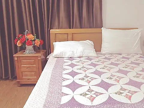 Snapshot of ruby_8x chatting on October 11, 2025, 9:35 pm ruby 8x online show from October 11, 2025, 9:35 pm