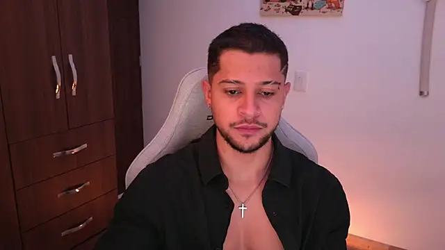 domsantiago  online show from February 15, 2026, 3:58 am