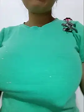 Shiny Babe online show from March 16, 2026, 3:16 pm