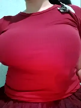 Snapshot of Shiny_Babe chatting on June 7, 2026, 5:27 pm Shiny Babe online show from June 7, 2026, 5:27 pm